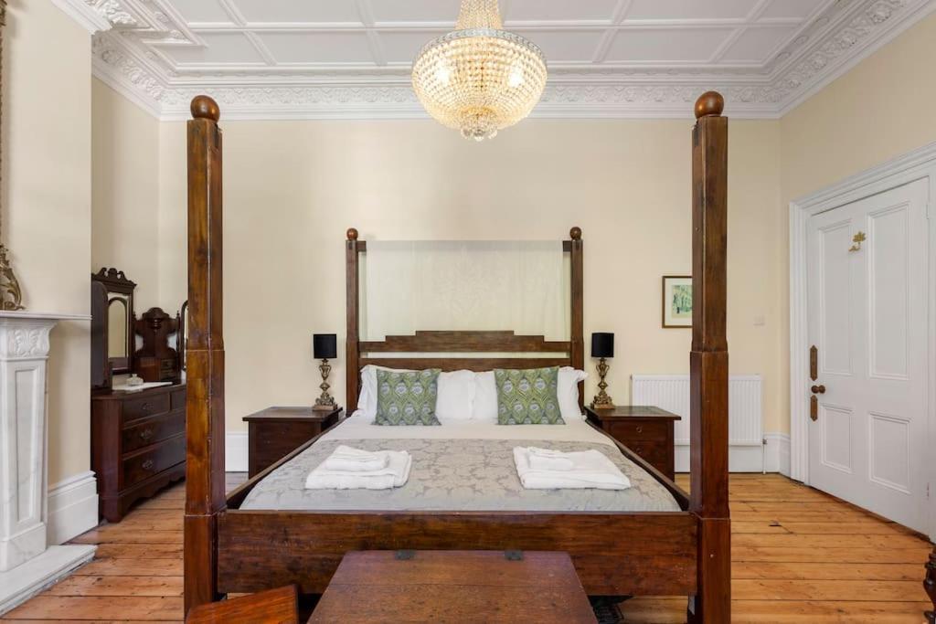 Apartamento Luxurious Victorian, A Few Minutes From The Beach - Sleeps 2 Adults And Up To 3 Children St Leonards-on-Sea Exterior foto